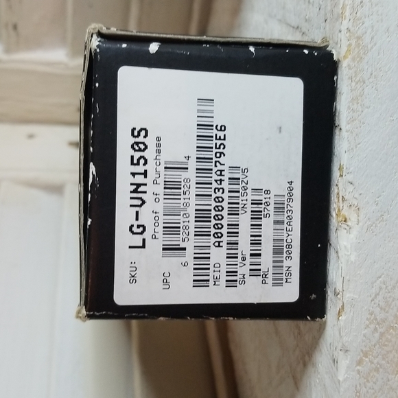 Old School Verizon LG Revere 2 Flip Phone - Picture 4 of 4